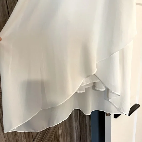 Asymmetrical gauzy white racer back dress - Picture 5 of 5